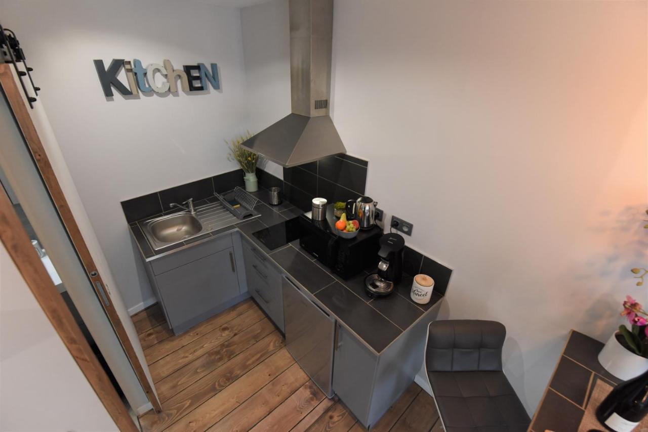 Studio 86 - Climatisation & Proche Centre-Ville- 2 Personnes - Bnb Эперне Экстерьер фото